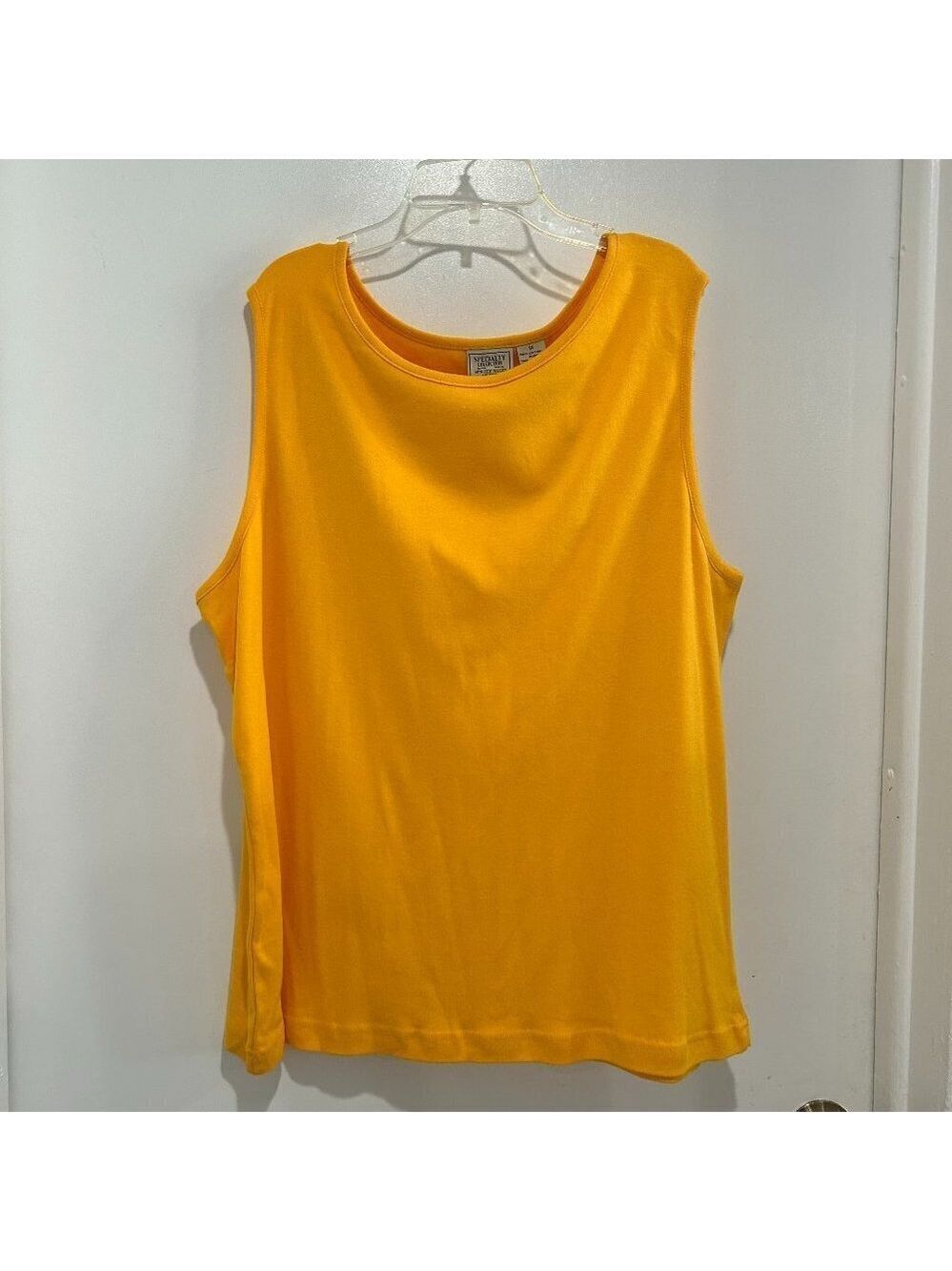 New with tag Ladies Specialty Collection tank Size 1X